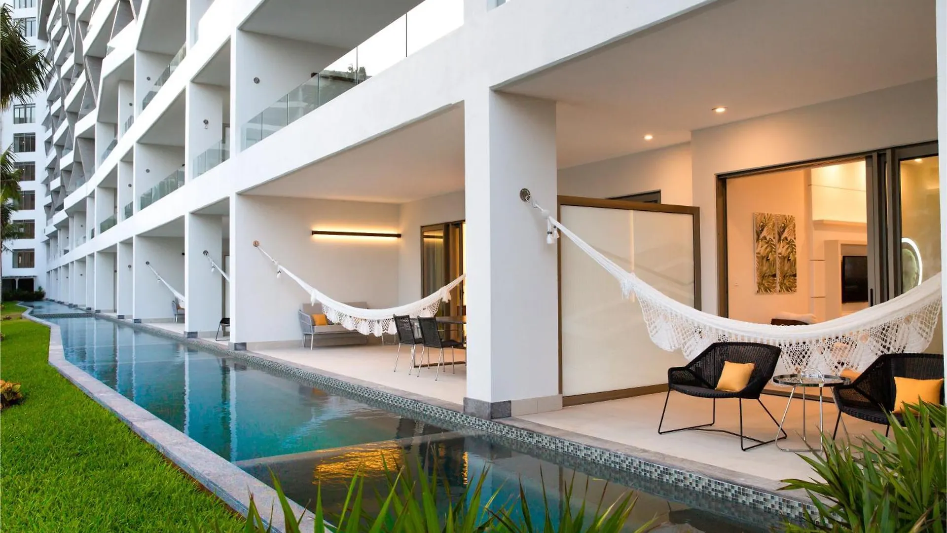 Garza Blanca Resort & Spa Cancún Hotel
